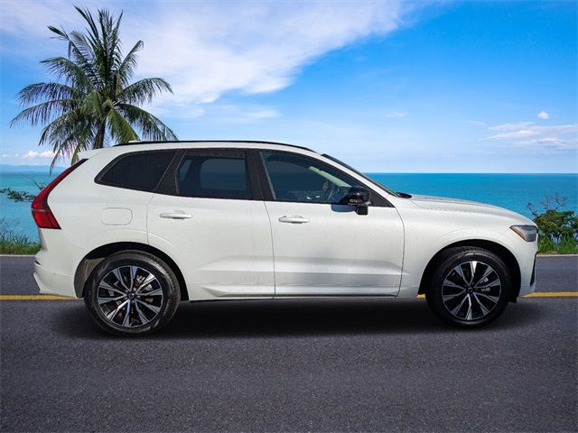 2025 Volvo XC60 Plus