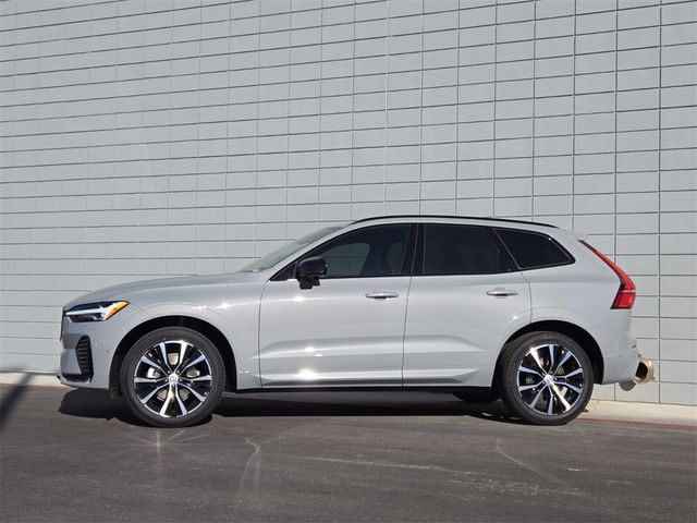 2025 Volvo XC60 Plus