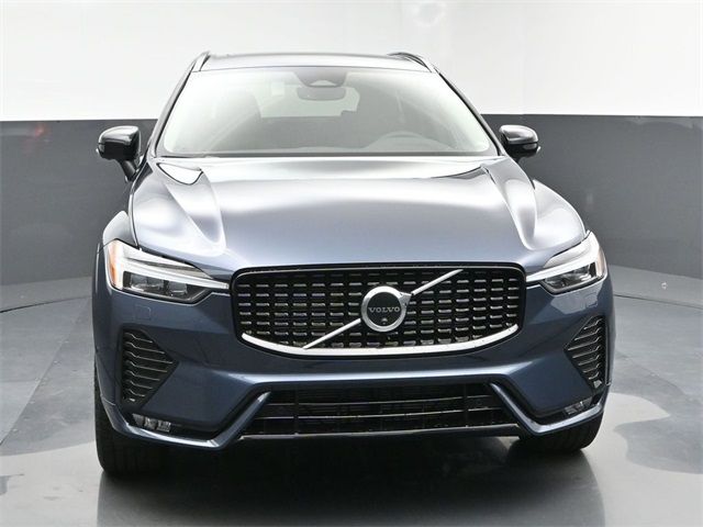 2025 Volvo XC60 Plus