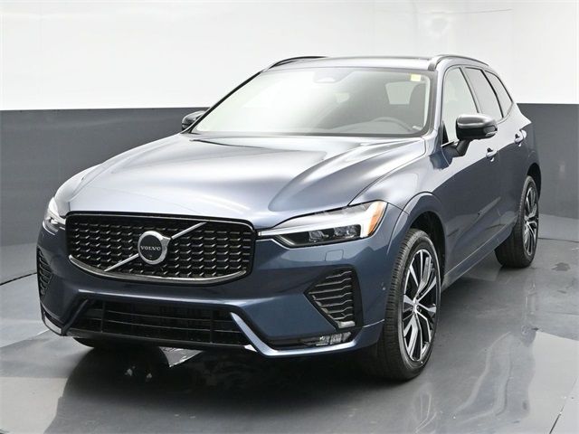 2025 Volvo XC60 Plus