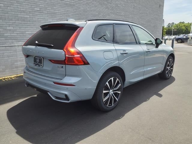 2025 Volvo XC60 Plus