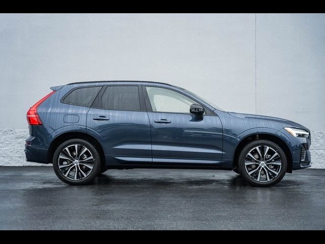 2025 Volvo XC60 Plus