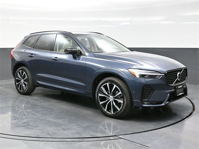 2025 Volvo XC60 Plus