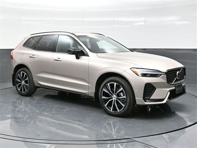 2025 Volvo XC60 Plus