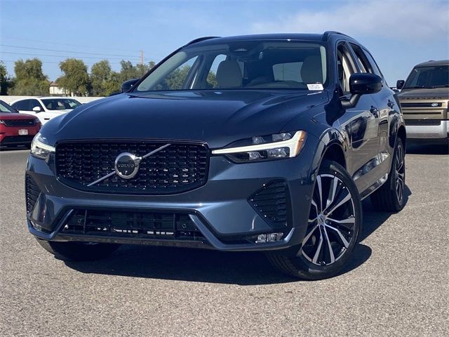 2025 Volvo XC60 Plus