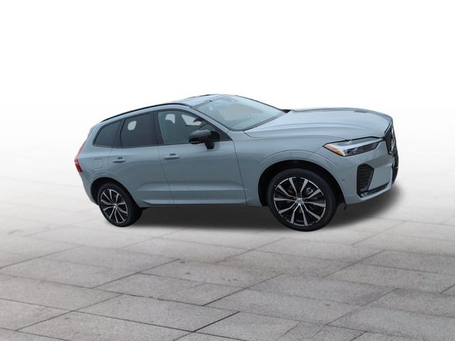 2025 Volvo XC60 Plus