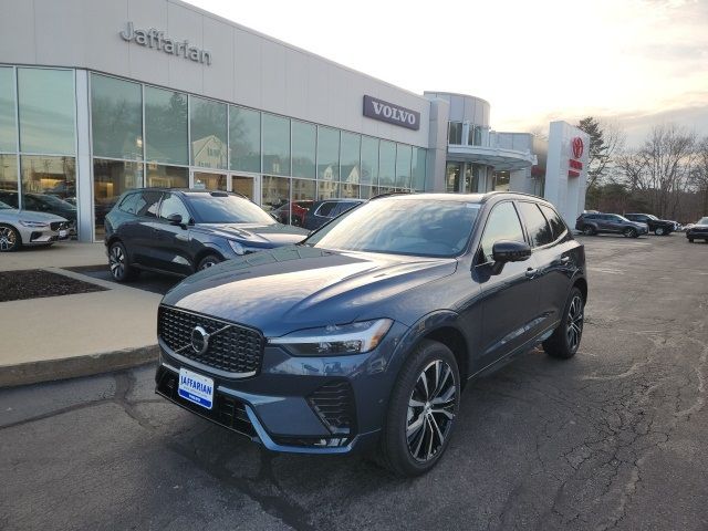 2025 Volvo XC60 Plus