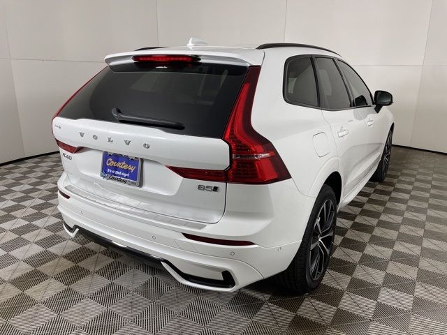 2025 Volvo XC60 Plus