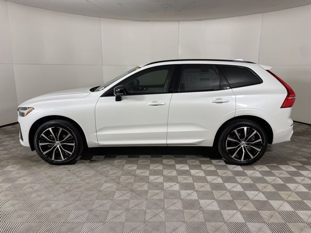 2025 Volvo XC60 Plus