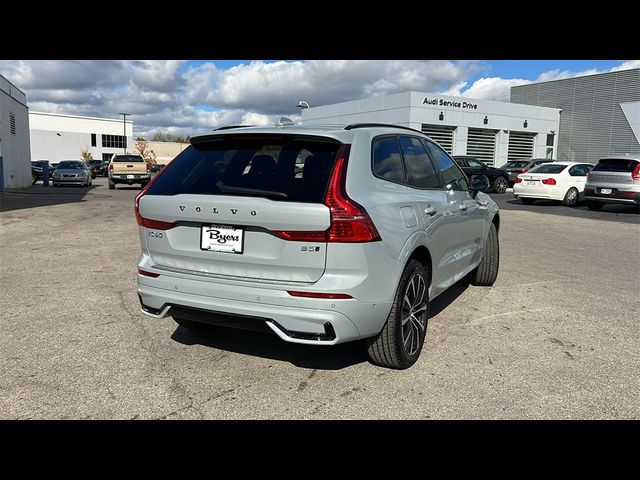 2025 Volvo XC60 Plus