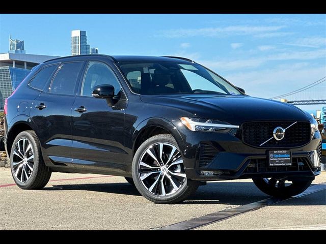 2025 Volvo XC60 Plus