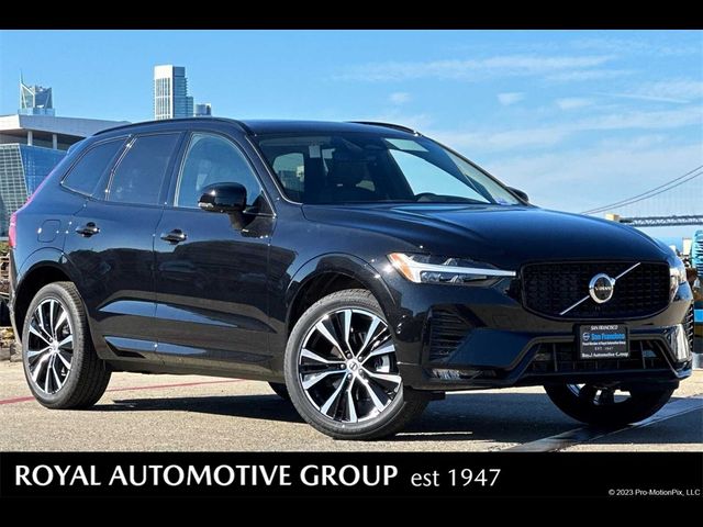 2025 Volvo XC60 Plus