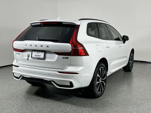 2025 Volvo XC60 Plus