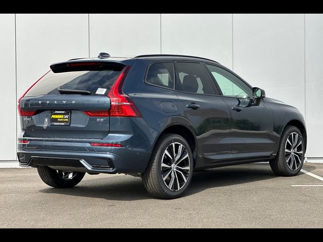 2025 Volvo XC60 Plus