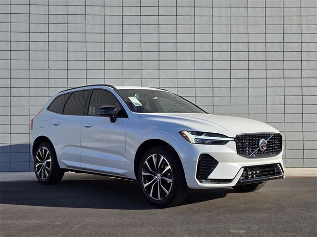 2025 Volvo XC60 Plus