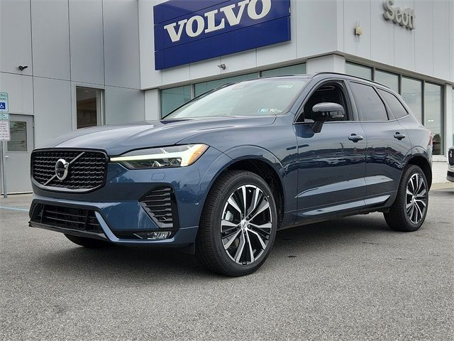 2025 Volvo XC60 Plus