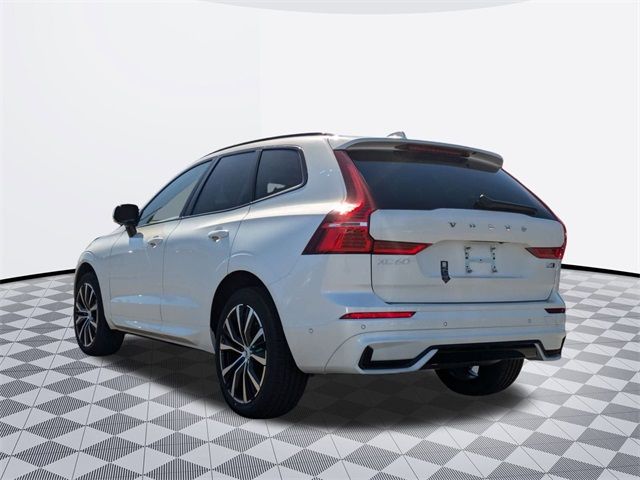 2025 Volvo XC60 Plus