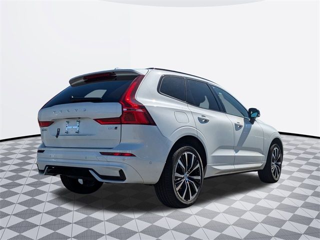 2025 Volvo XC60 Plus