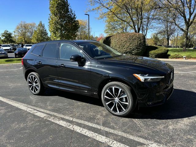 2025 Volvo XC60 Plus