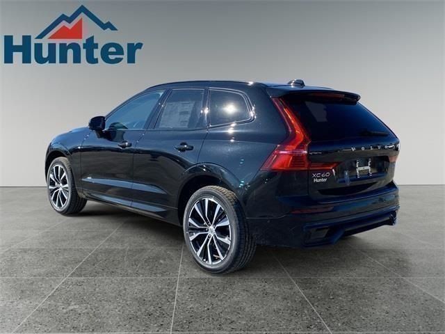 2025 Volvo XC60 Plus