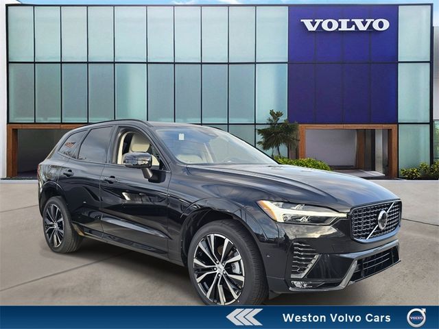 2025 Volvo XC60 Plus