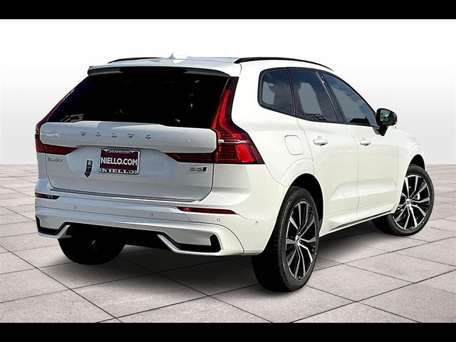 2025 Volvo XC60 Plus