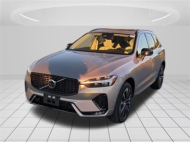 2025 Volvo XC60 Plus