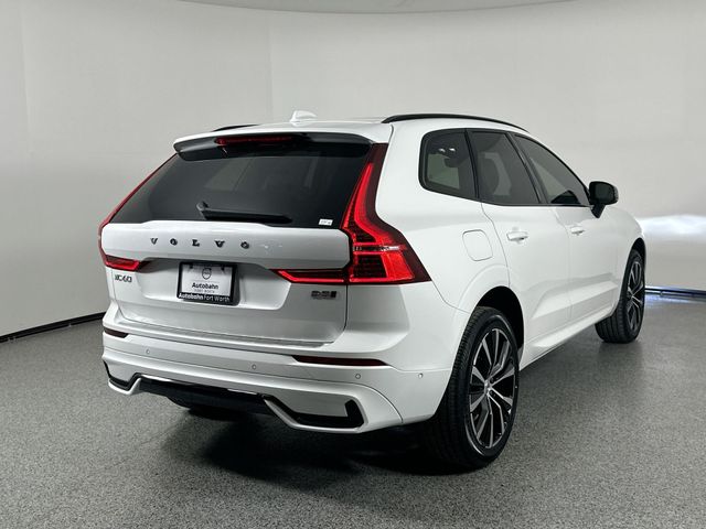 2025 Volvo XC60 Plus