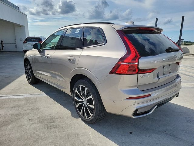 2025 Volvo XC60 Plus