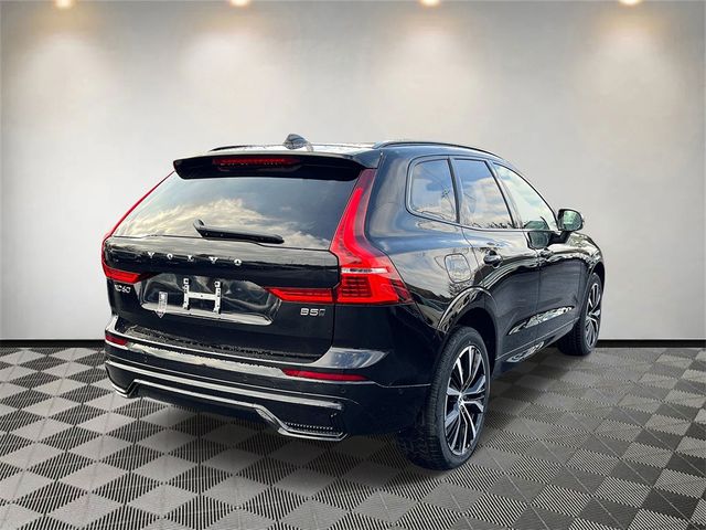 2025 Volvo XC60 Plus