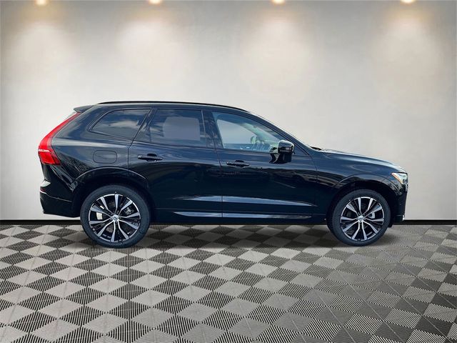 2025 Volvo XC60 Plus