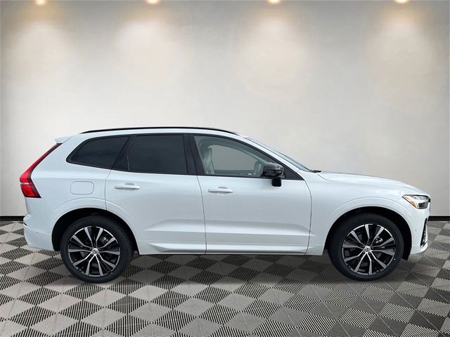 2025 Volvo XC60 Plus