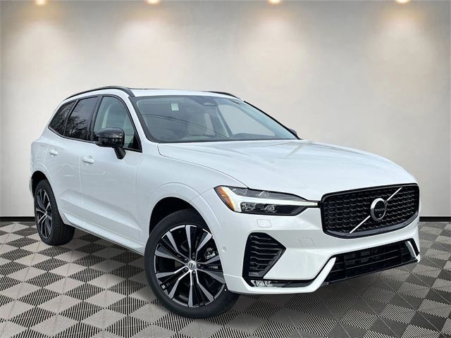 2025 Volvo XC60 Plus