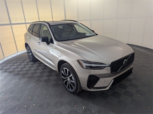 2025 Volvo XC60 Plus