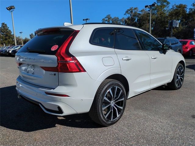 2025 Volvo XC60 Plus