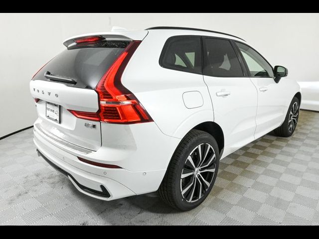 2025 Volvo XC60 Plus