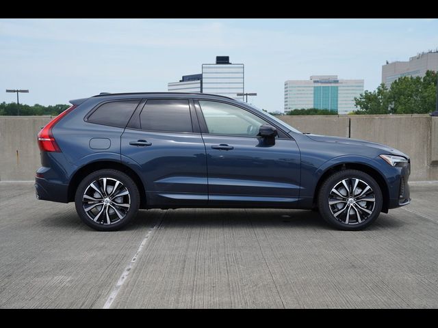 2025 Volvo XC60 Plus