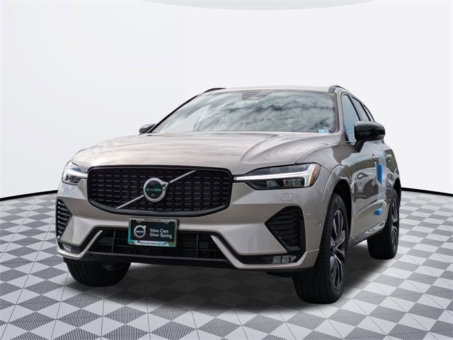 2025 Volvo XC60 Plus