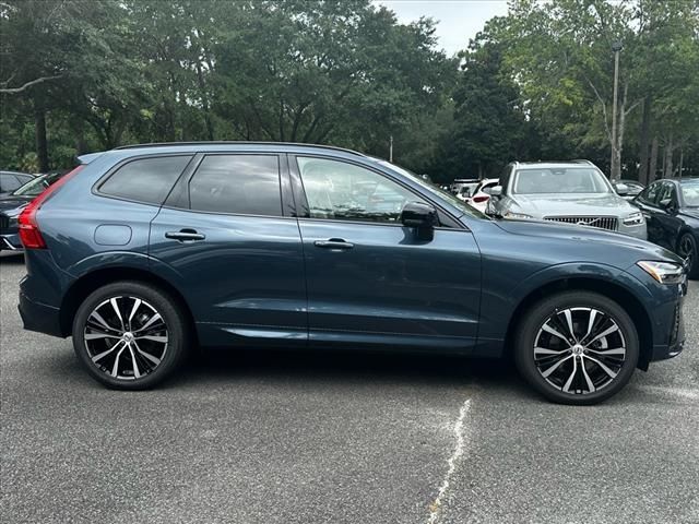 2025 Volvo XC60 Plus