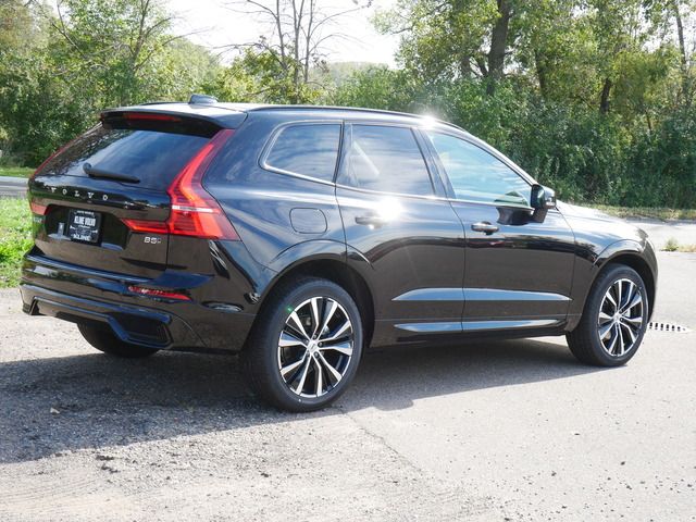 2025 Volvo XC60 Plus