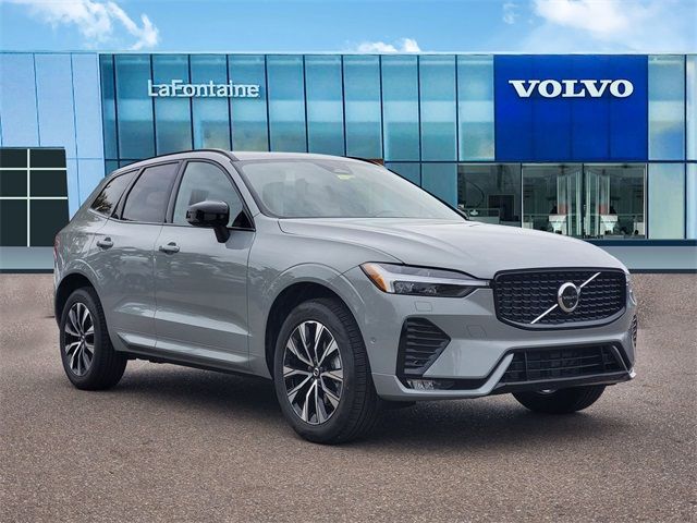 2025 Volvo XC60 Plus