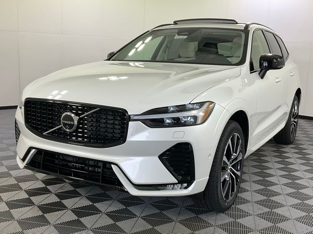 2025 Volvo XC60 Plus