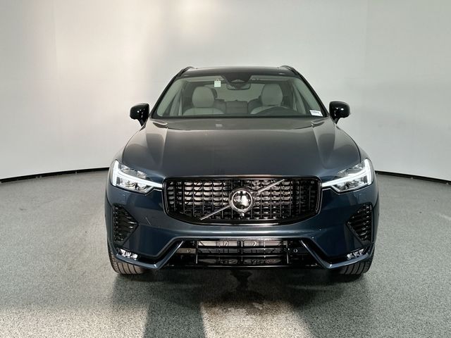 2025 Volvo XC60 Plus