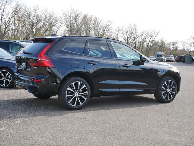 2025 Volvo XC60 Plus