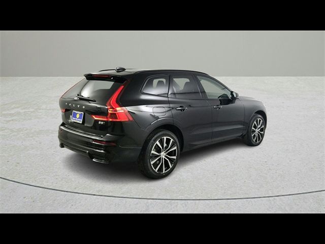 2025 Volvo XC60 Plus