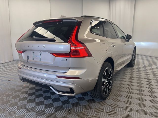 2025 Volvo XC60 Plus