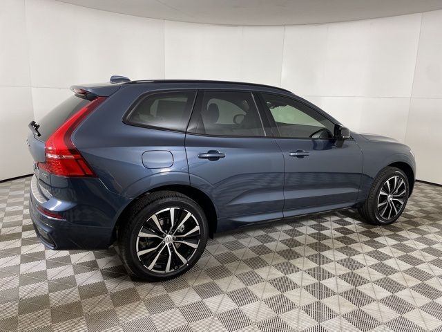 2025 Volvo XC60 Plus