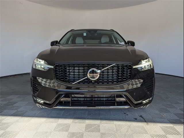 2025 Volvo XC60 Plus