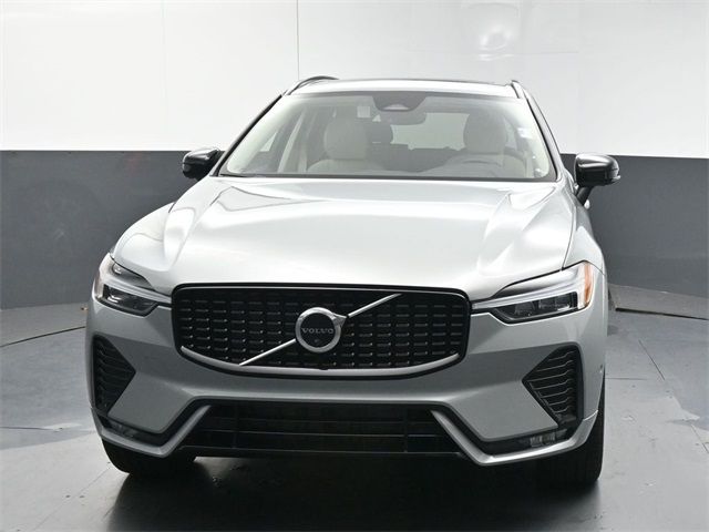 2025 Volvo XC60 Plus