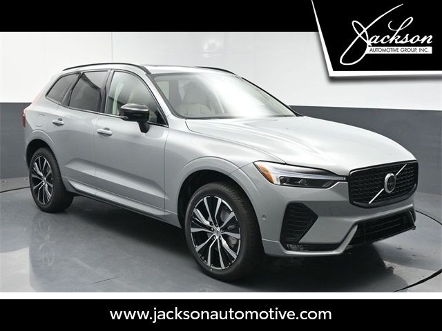 2025 Volvo XC60 Plus